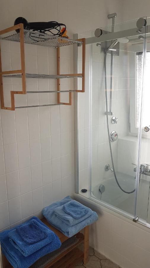 Ferienwohnung Rheinblick In Buesingen -Keine Monteure- Busingen Buitenkant foto